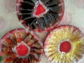 外卖调料:醋包,辣椒油包,麻油包