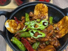 地锅鸡商用制作方法