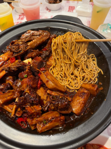 黑鸭煲商用制作方法，操作简单，标准化出餐