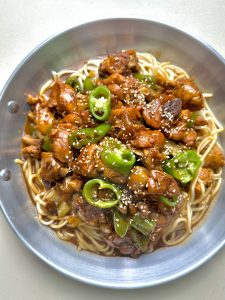 辣子鸡浇头面/辣子鸡拌面，源头直供商用成品酱，开袋即用，无需二次调味