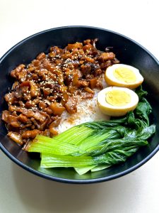 台湾卤肉饭商用制作方法，操作简单，适合大学食堂、外卖堂食