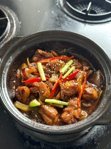 干锅鸡公煲商用制作方法，源头直供成品酱，量大价优