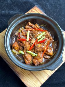 干锅鸡公煲商用制作方法，源头直供成品酱，量大价优